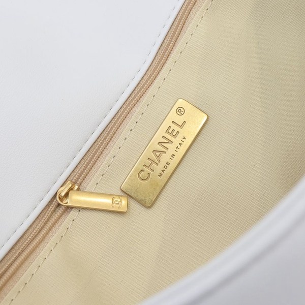 シャネルバッグ全体デザイン